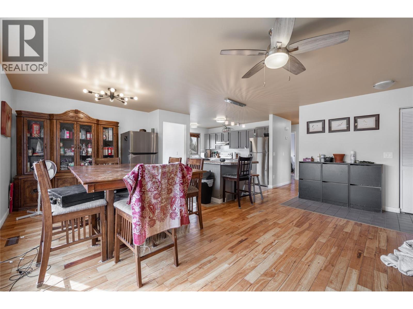 292 JUNIPER Drive, Logan Lake