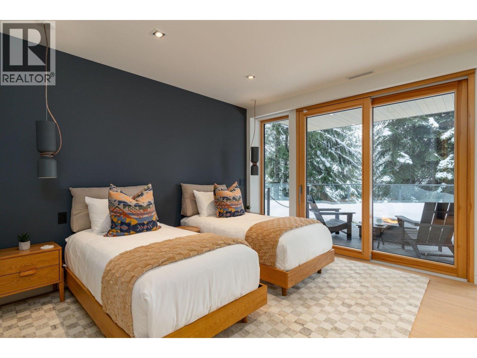 2925 KADENWOOD DRIVE, Whistler