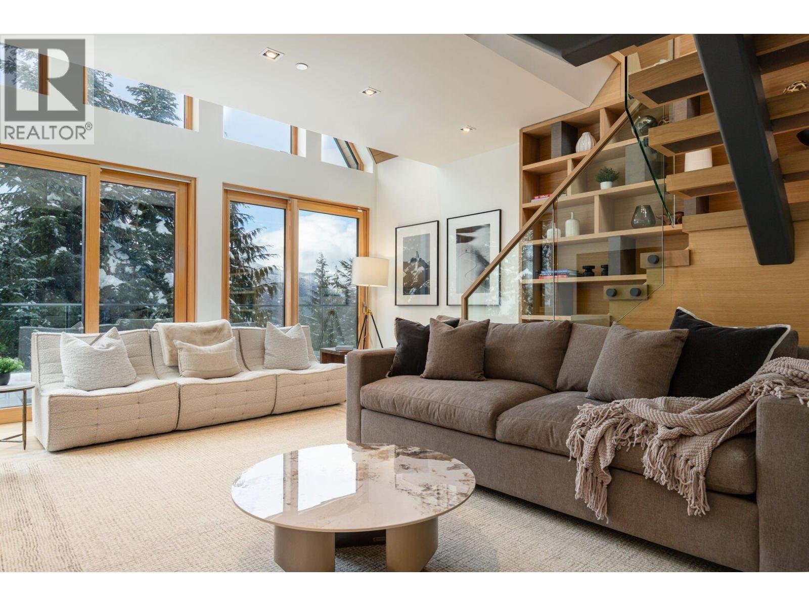 2925 KADENWOOD DRIVE, Whistler