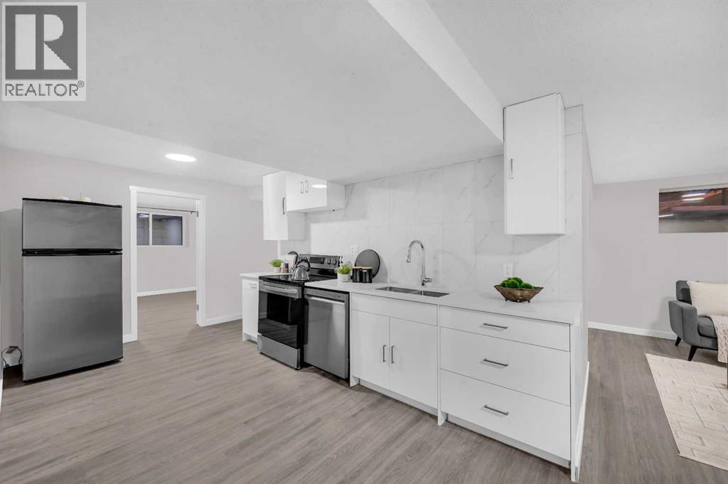 Single Family House Bungalow for Sale in  Dalcastle Drive NW Dalhousie Calgary 