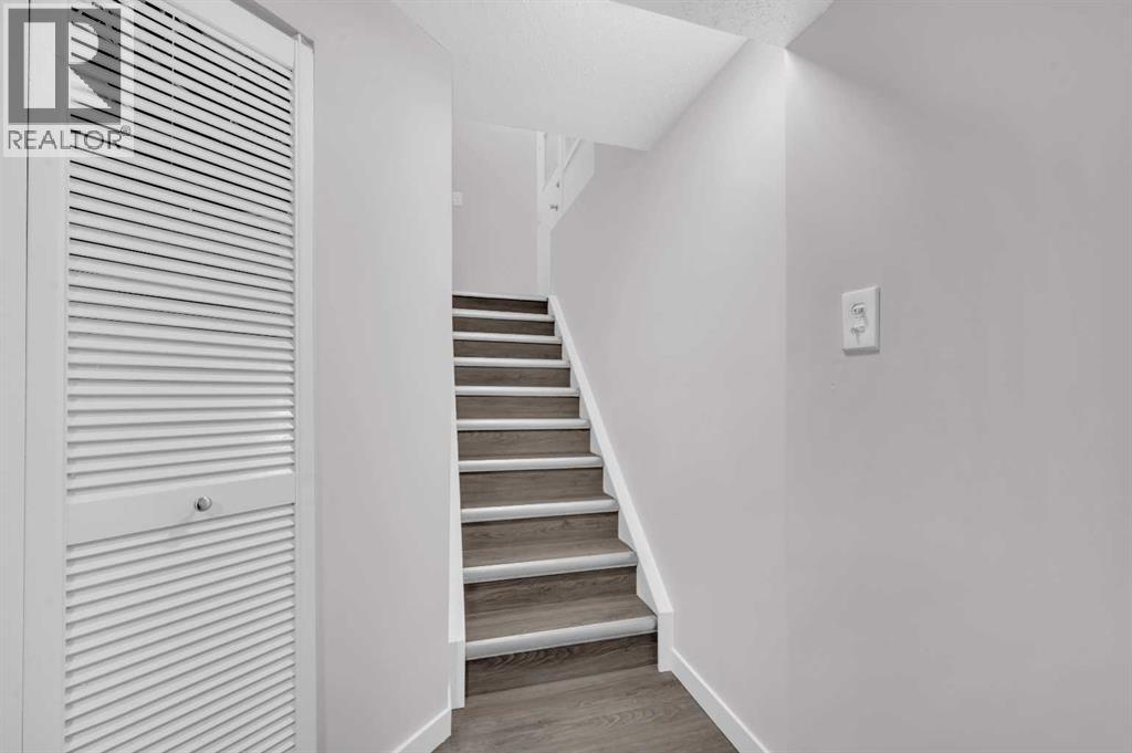 Single Family House Bungalow for Sale in  Dalcastle Drive NW Dalhousie Calgary 