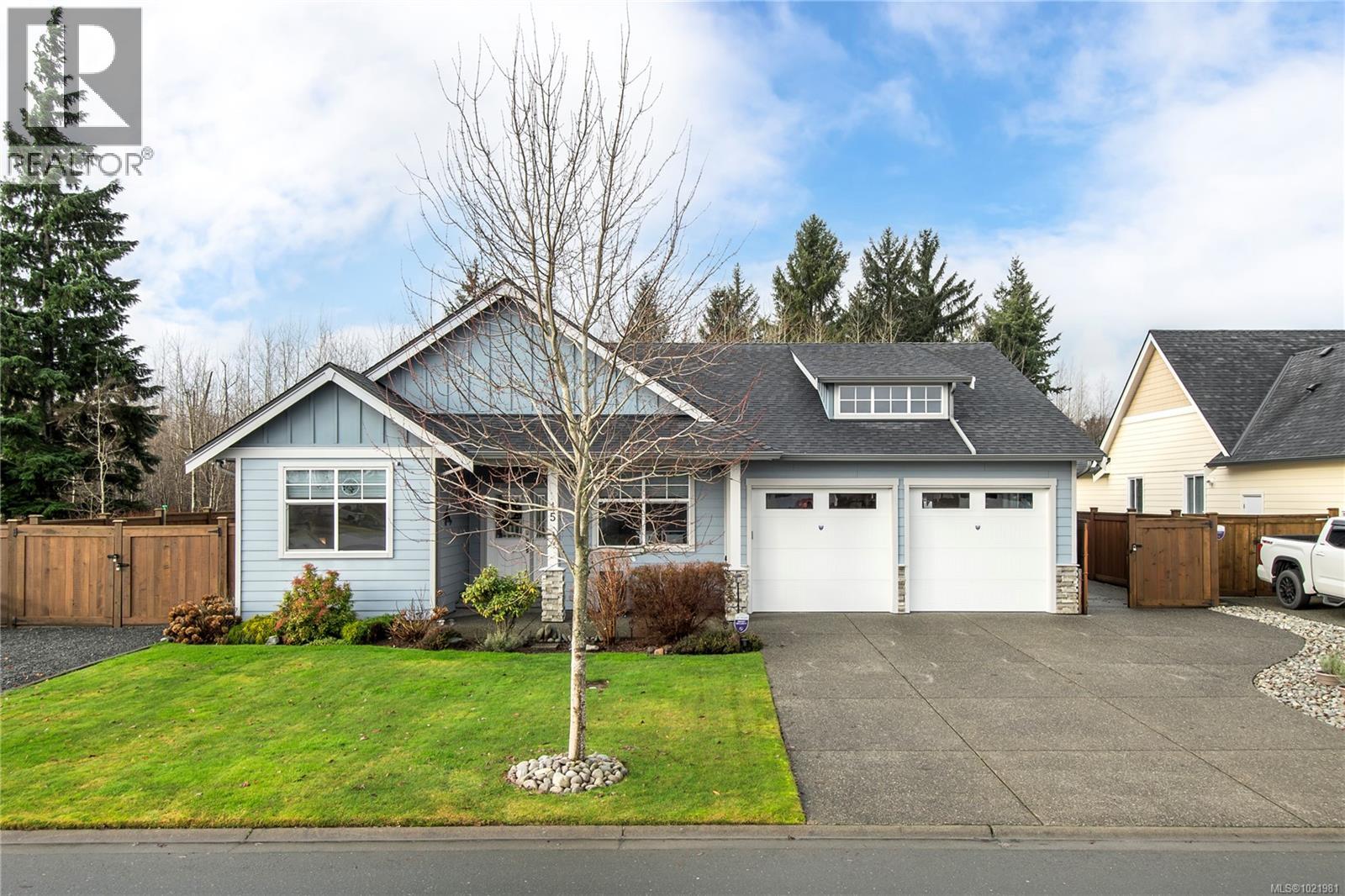 15 Nikola Rd, Campbell River