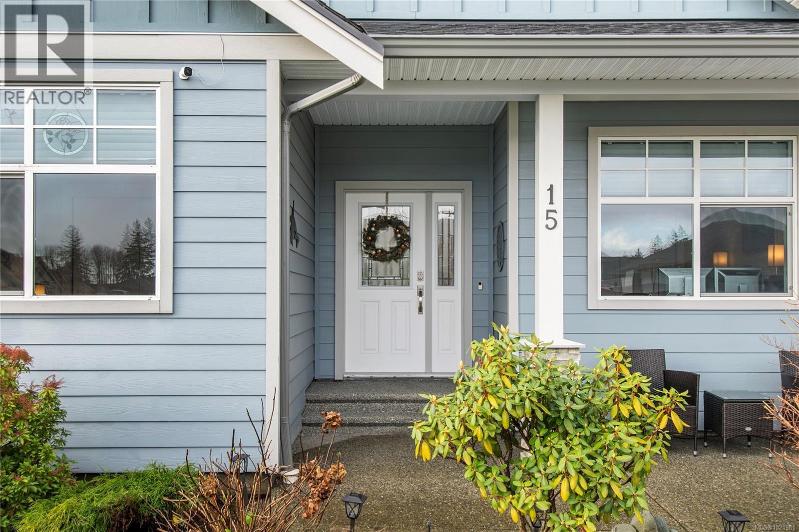 15 Nikola Rd, Campbell River