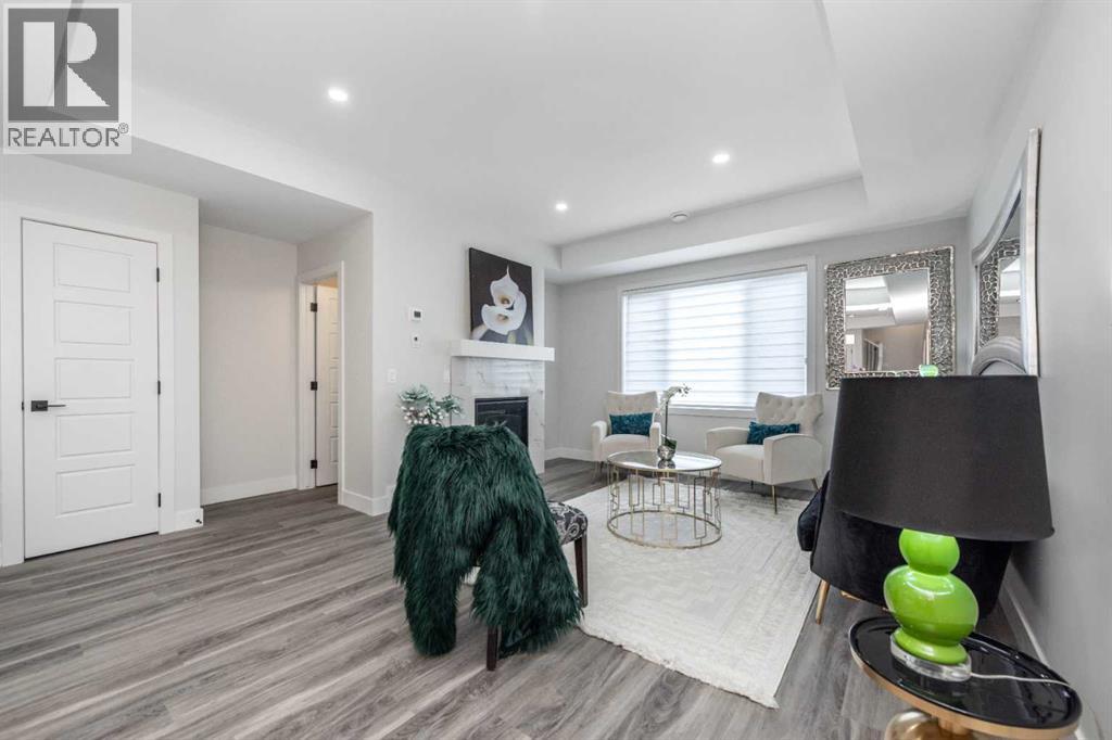 Single Family House for Sale in    Avenue  NW West Hillhurst Calgary 