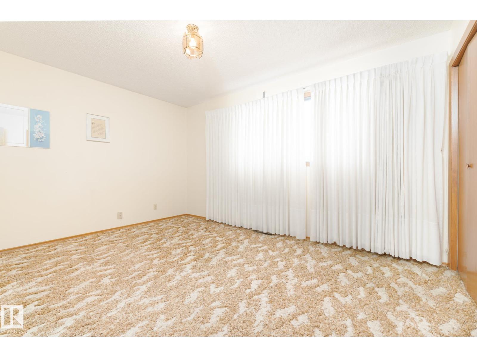 5406 48 ST, Stony Plain