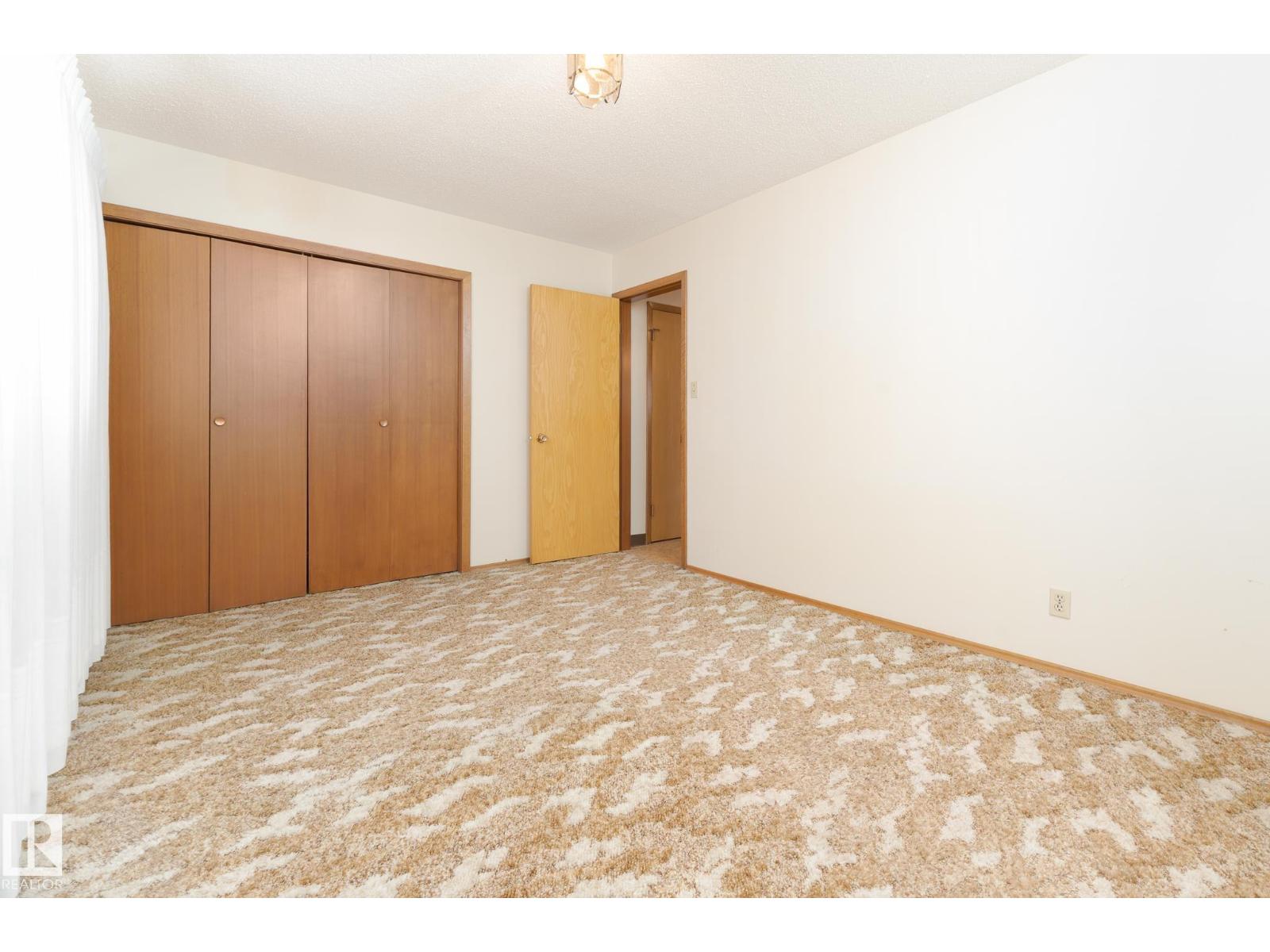 5406 48 ST, Stony Plain