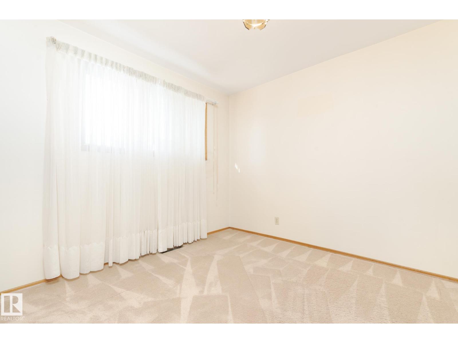 5406 48 ST, Stony Plain