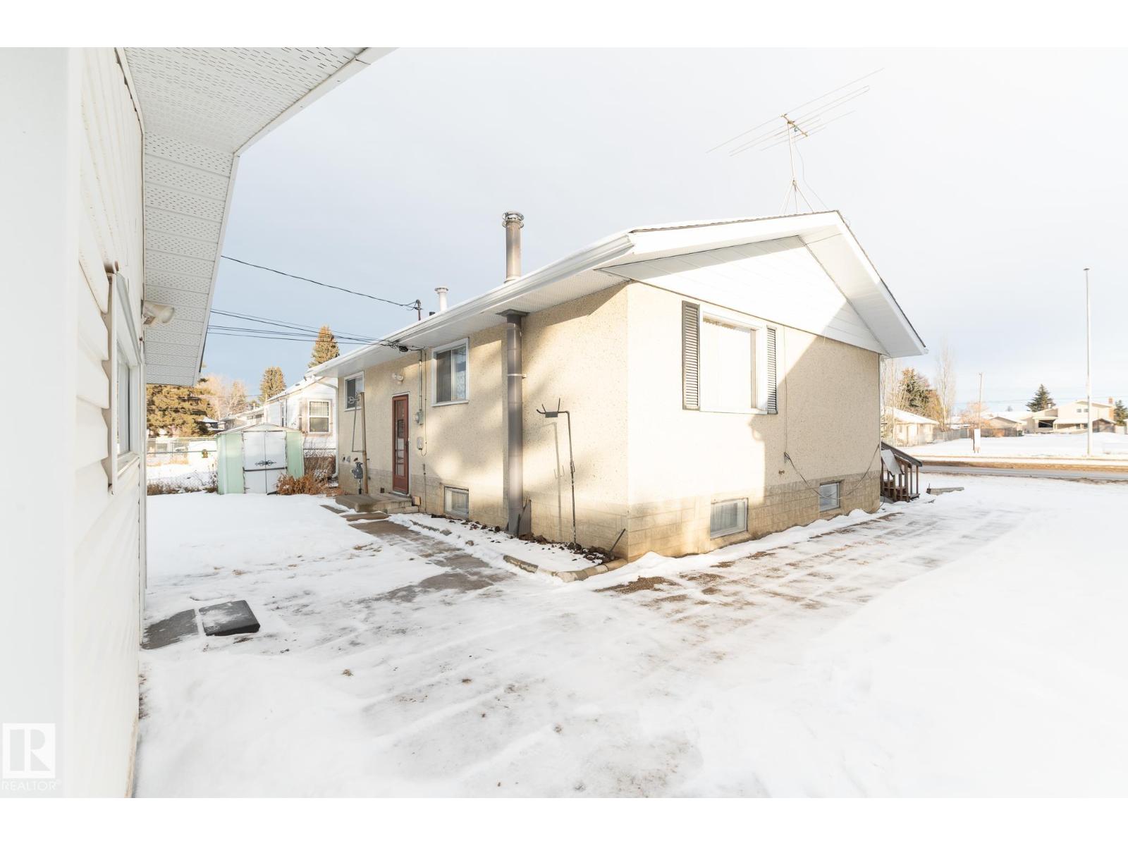 5406 48 ST, Stony Plain