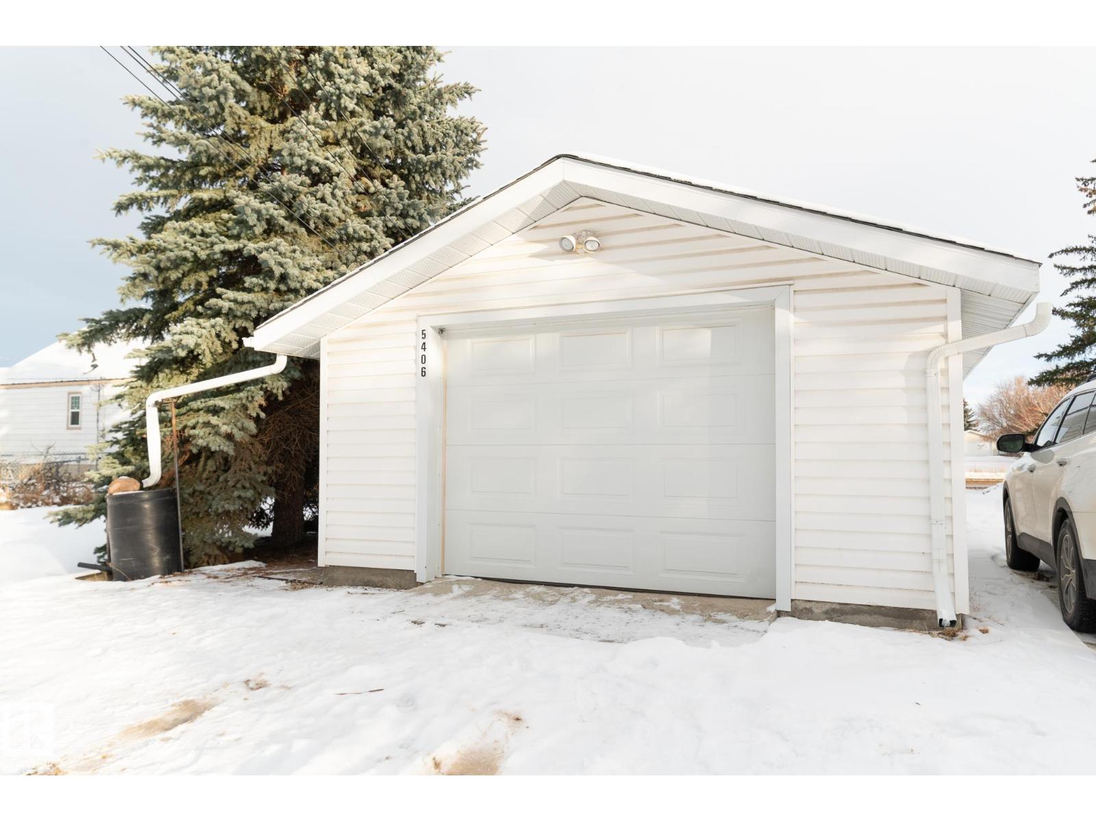 5406 48 ST, Stony Plain