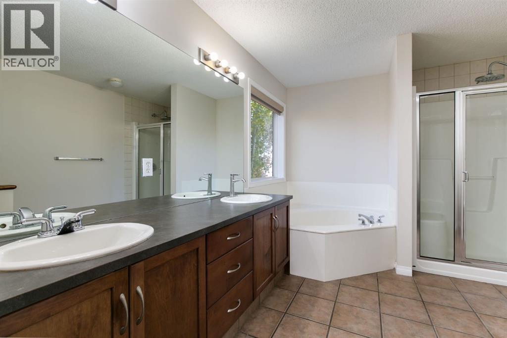 Single Family House for Sale in  Copperfield Close SE Copperfield Calgary 