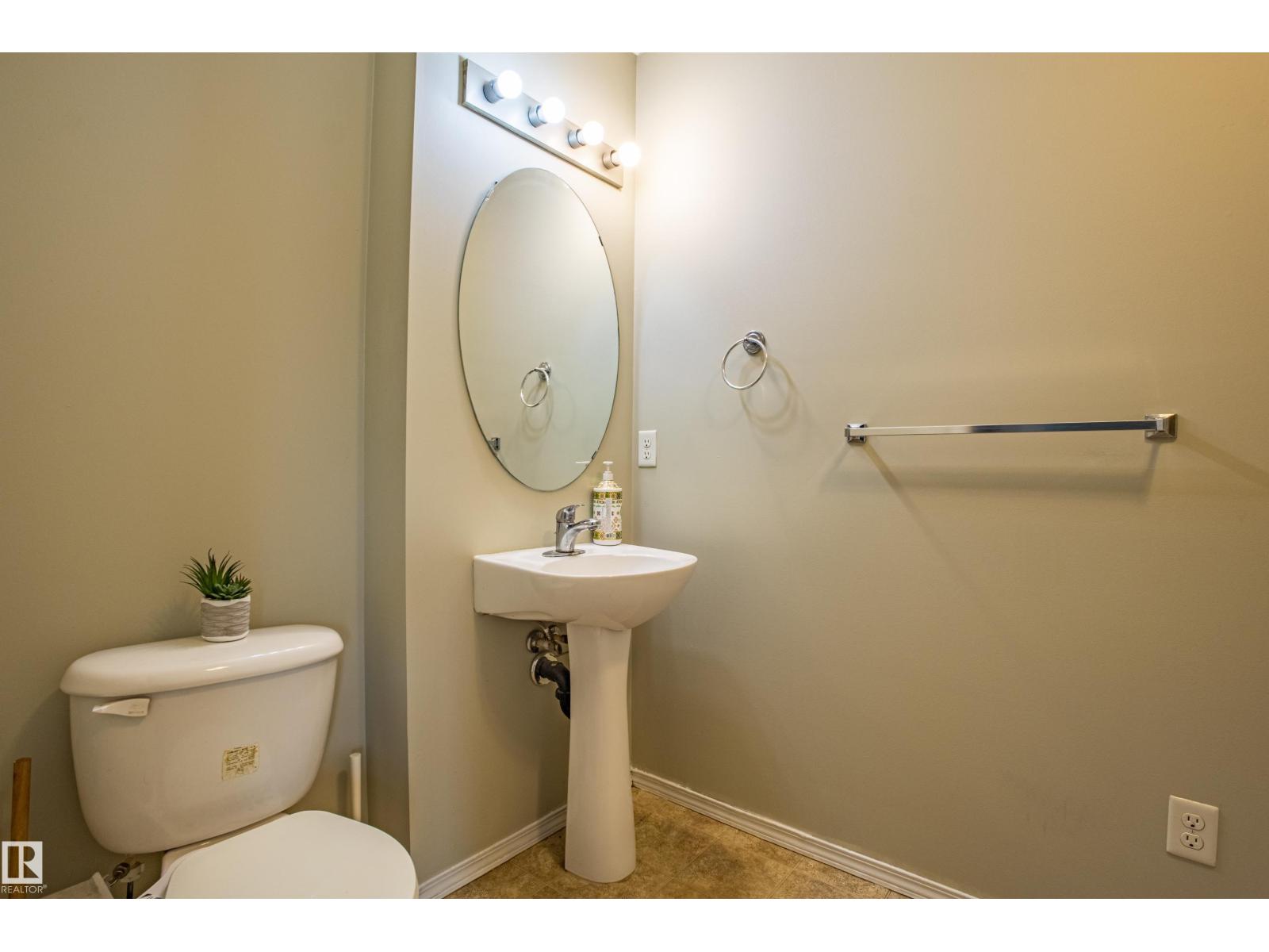 #51, 2503 24 ST NW, Edmonton