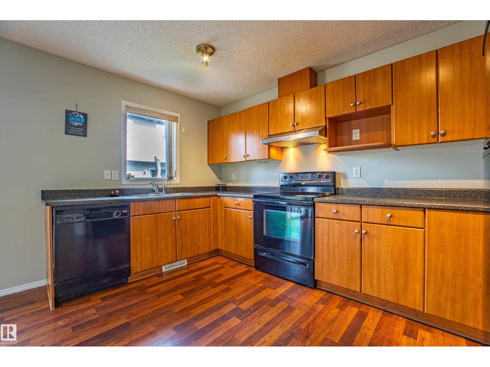 #51, 2503 24 ST NW, Edmonton