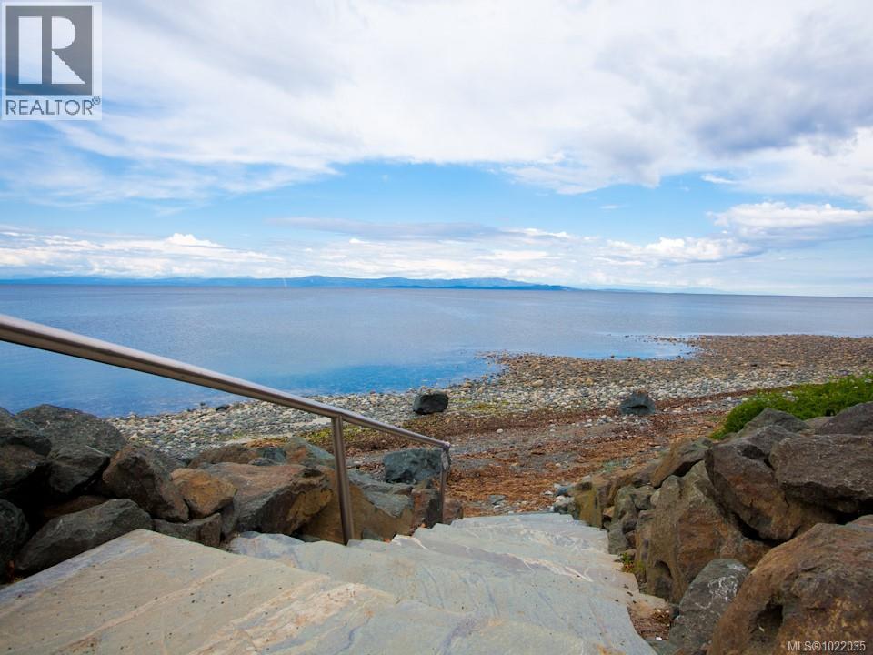 45 5251 Island Hwy W, Qualicum Beach