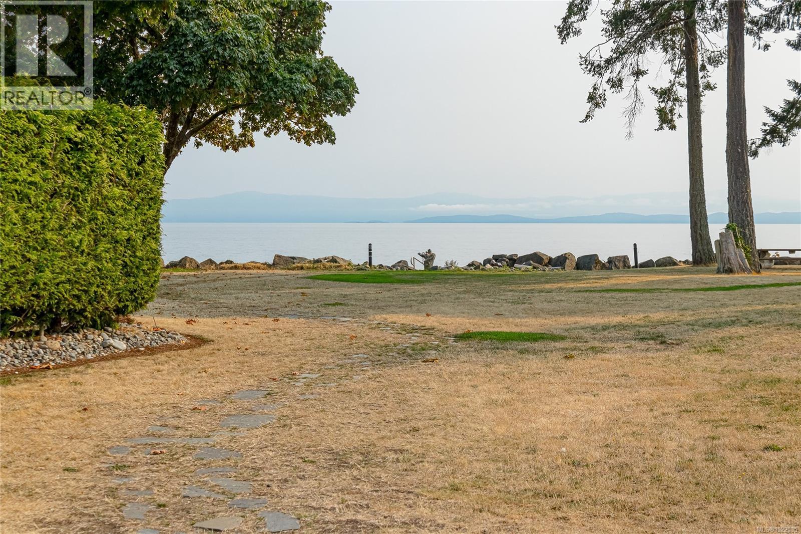 45 5251 Island Hwy W, Qualicum Beach