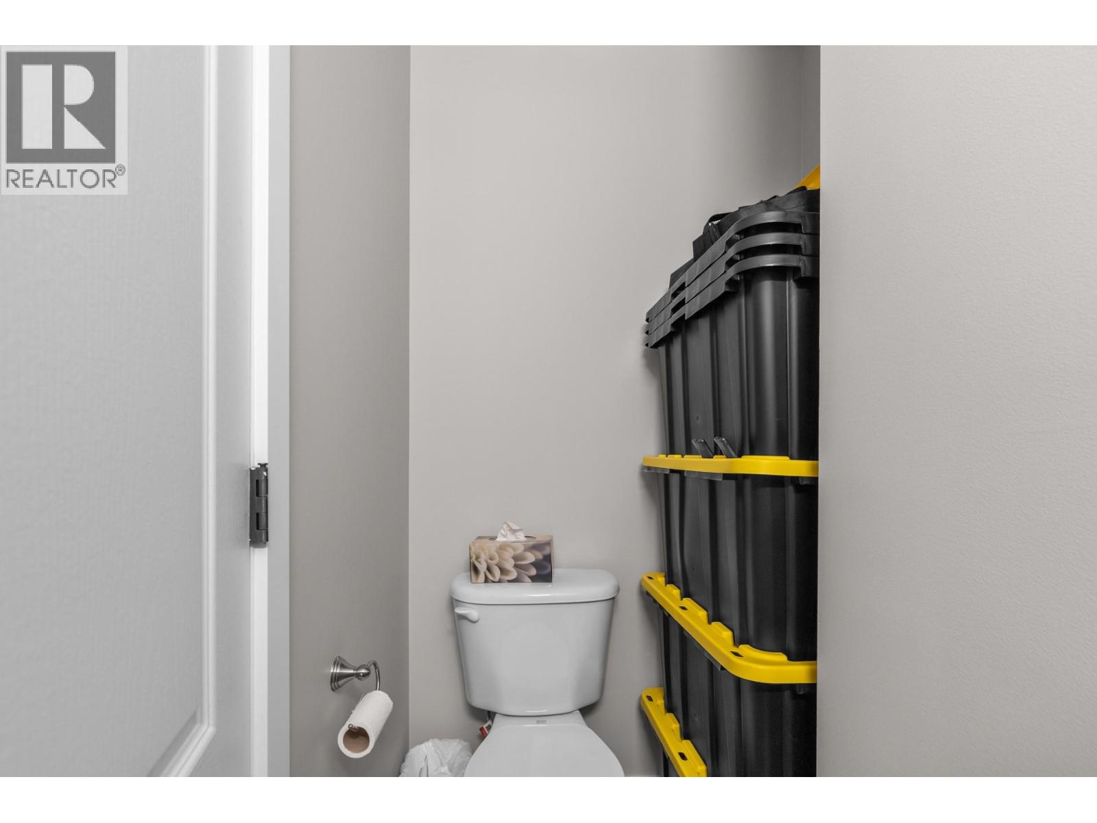 3 700 Elliot Avenue, Kelowna