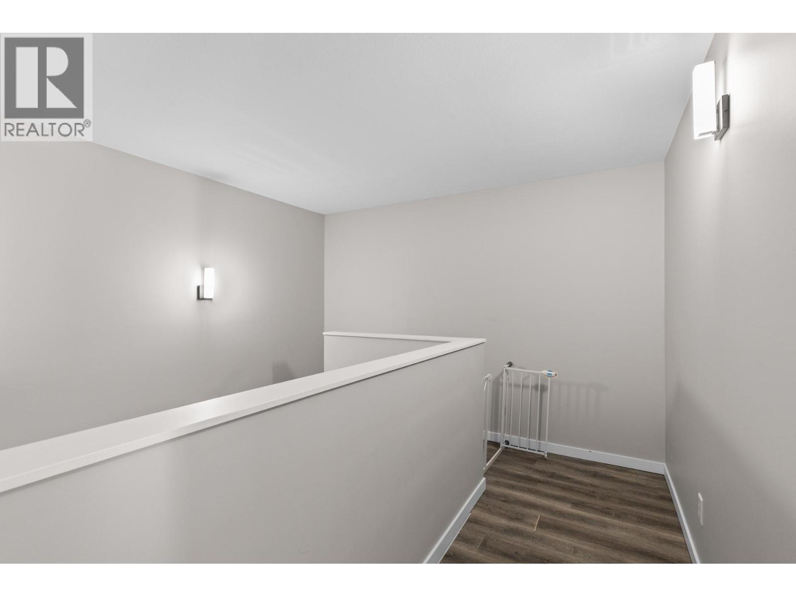 3 700 Elliot Avenue, Kelowna