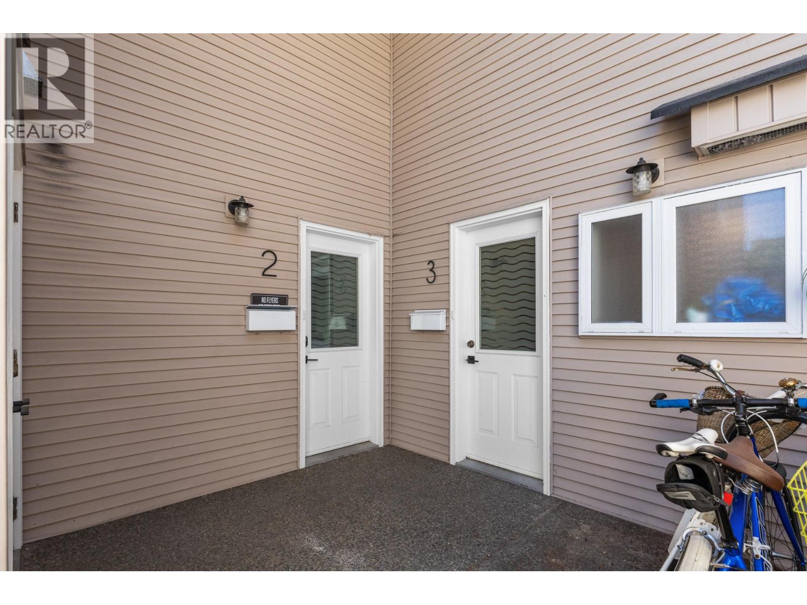 3 700 Elliot Avenue, Kelowna