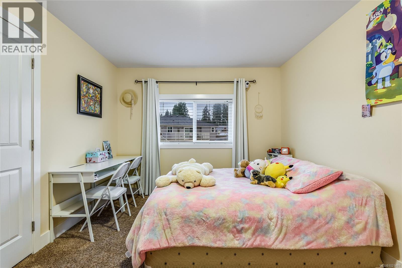 698 Eagle View Pl, Campbell River