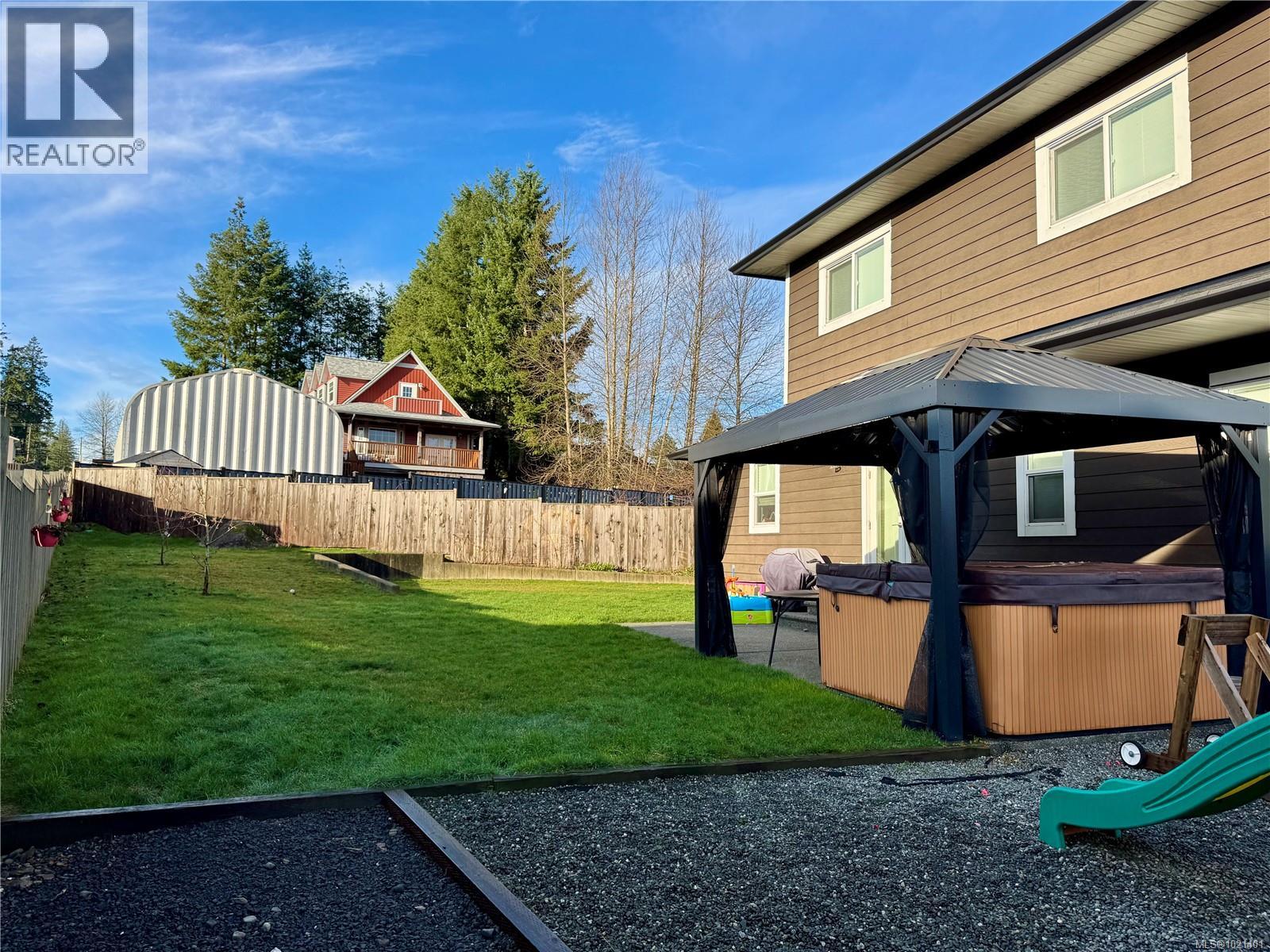 698 Eagle View Pl, Campbell River