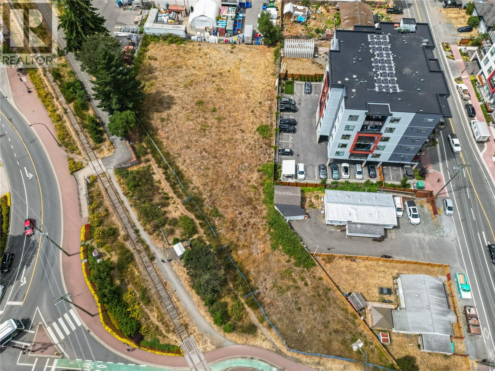  806 Station Avenue, Langford