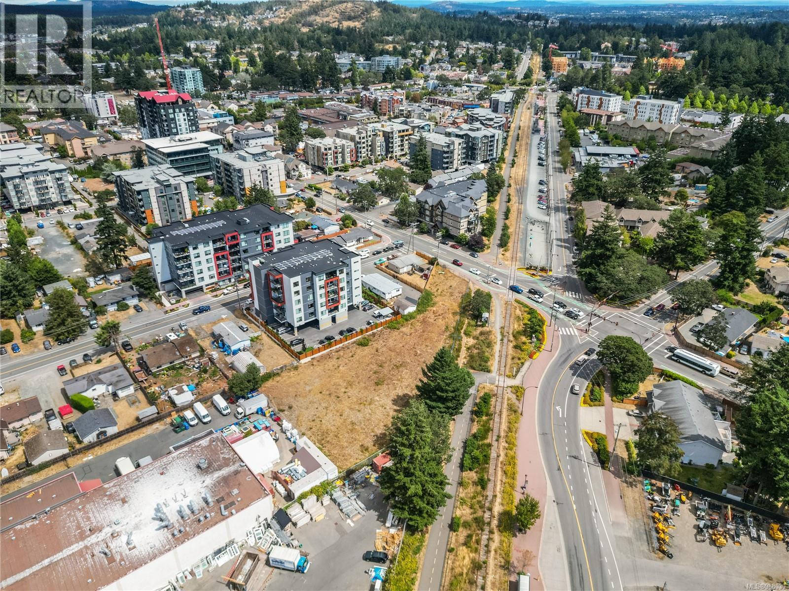  806 Station Avenue, Langford