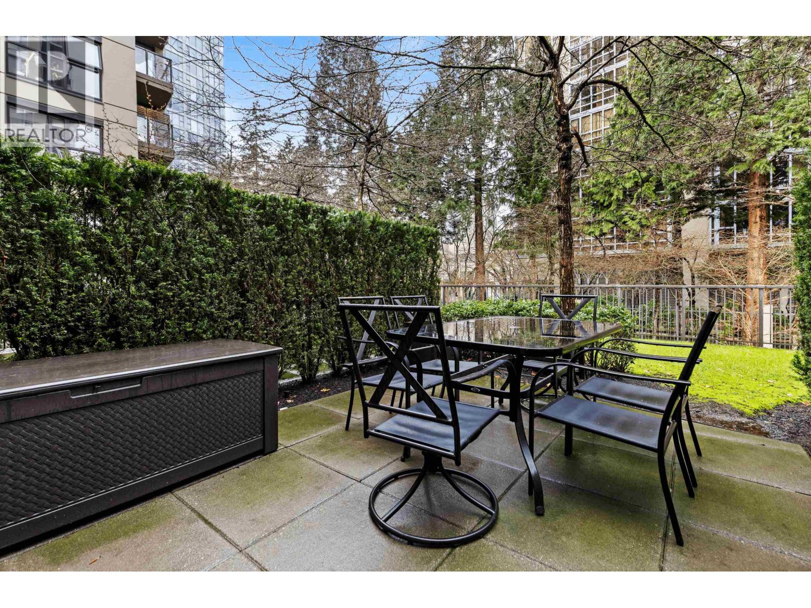 975 BEATTY STREET, Vancouver