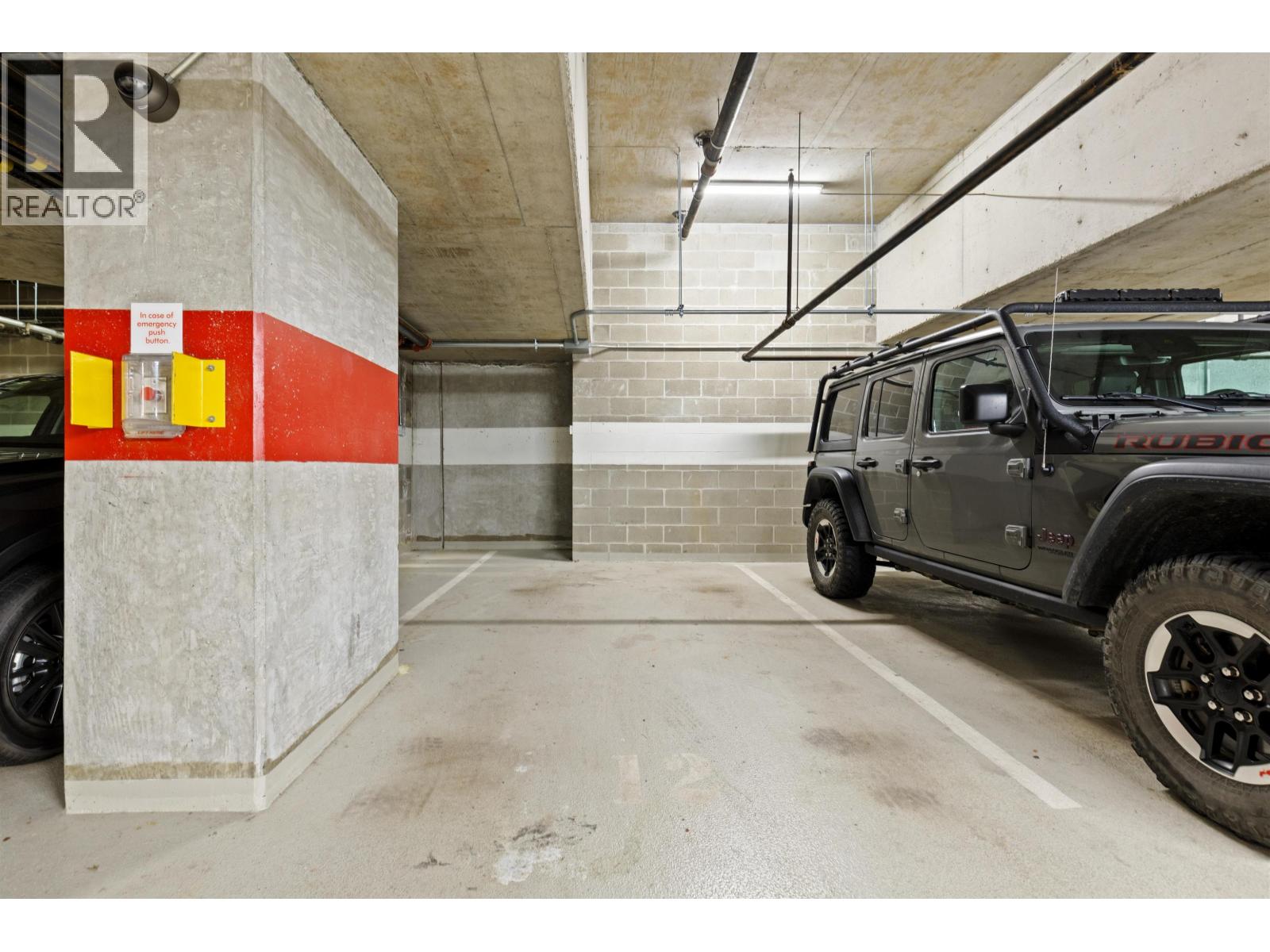 975 BEATTY STREET, Vancouver