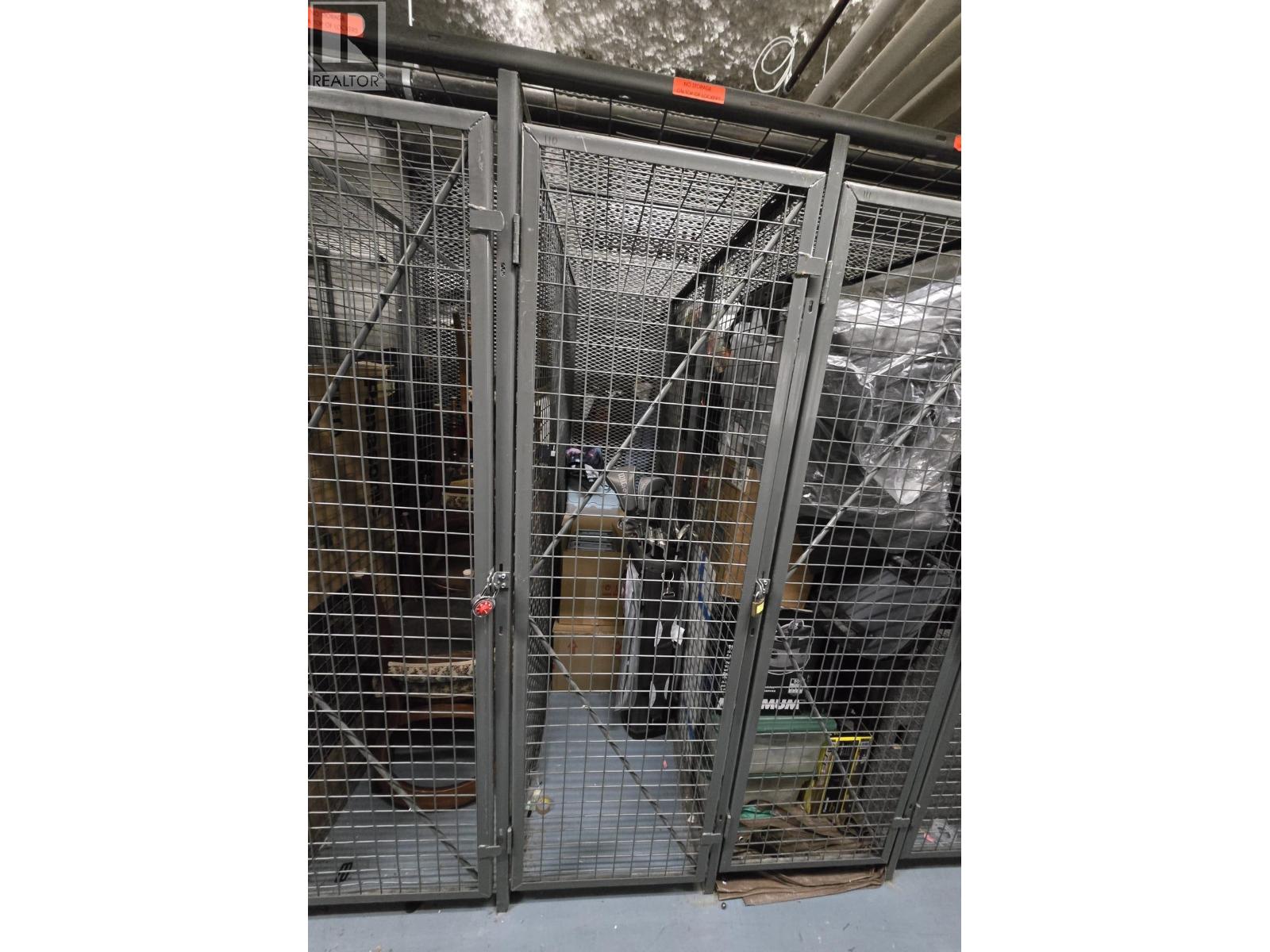 975 BEATTY STREET, Vancouver