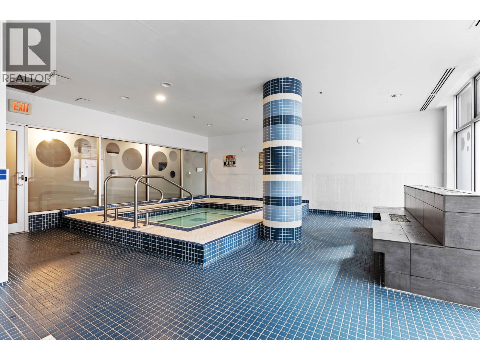 975 BEATTY STREET, Vancouver