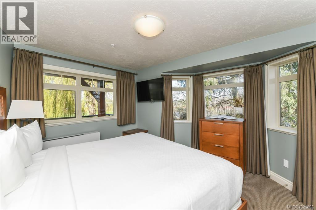 #109A 1800 Riverside Lane - 27