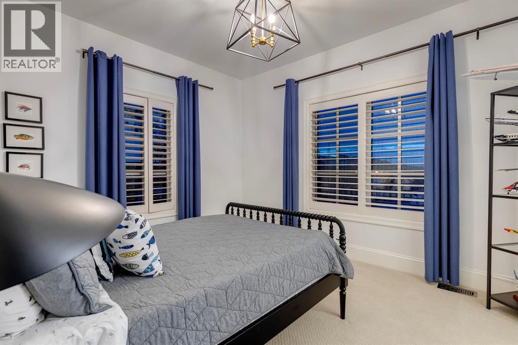 Single Family House for Sale in  Mary Dover Drive SW Currie Barracks Calgary 