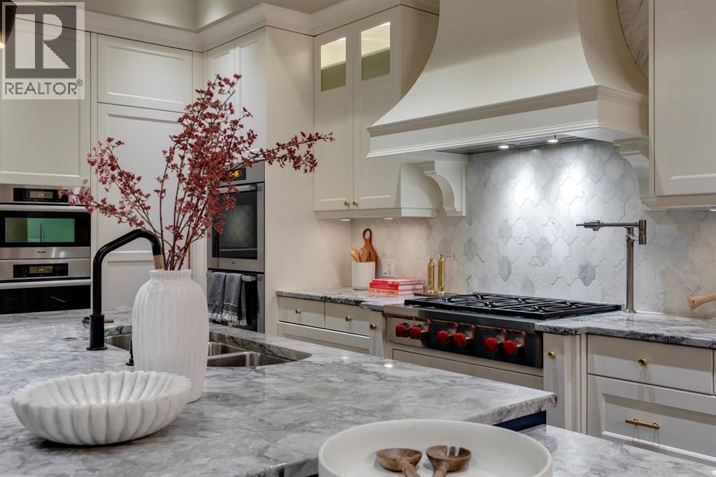 Single Family House for Sale in  Mary Dover Drive SW Currie Barracks Calgary 