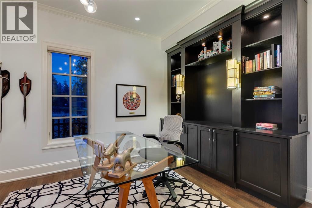 Single Family House for Sale in  Mary Dover Drive SW Currie Barracks Calgary 