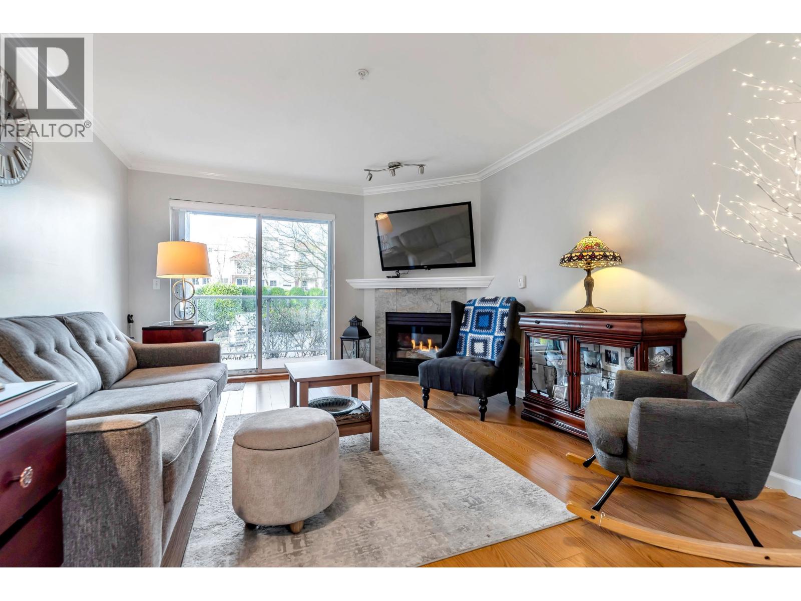 #102-4758 53 Street, Delta