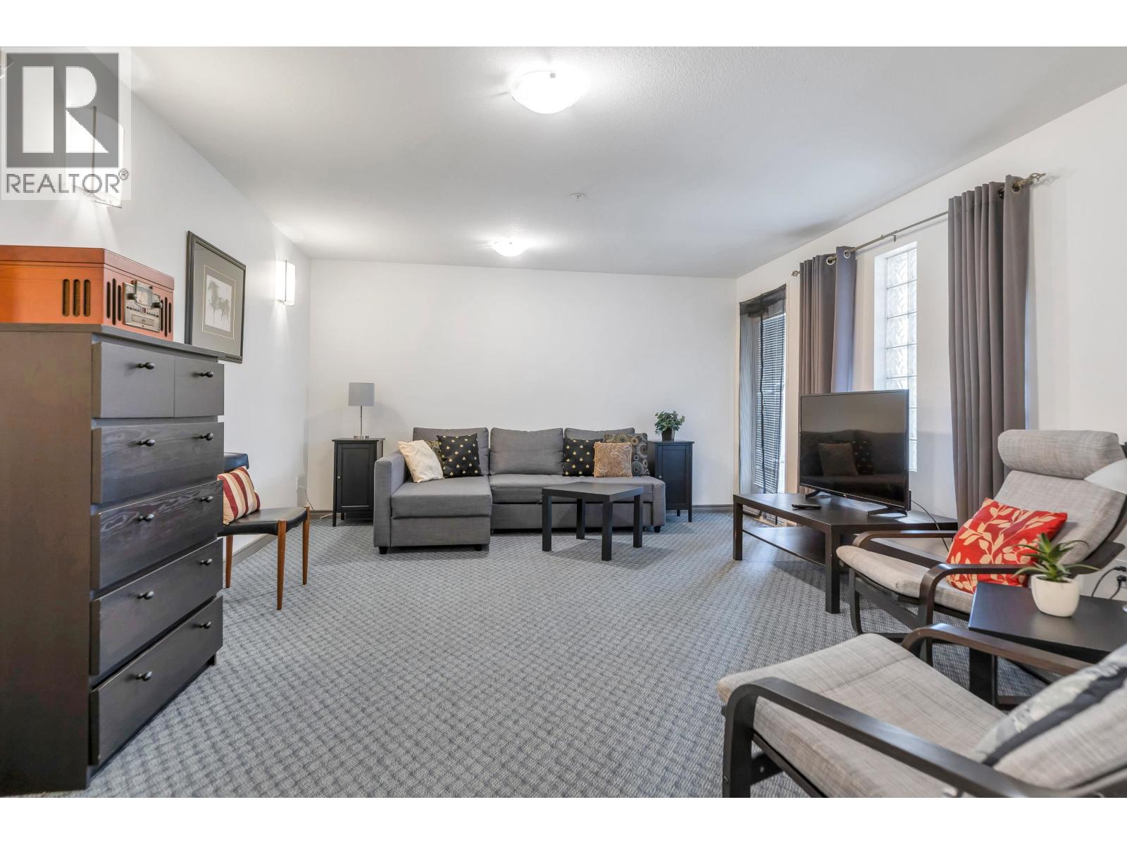 #102-4758 53 Street, Delta