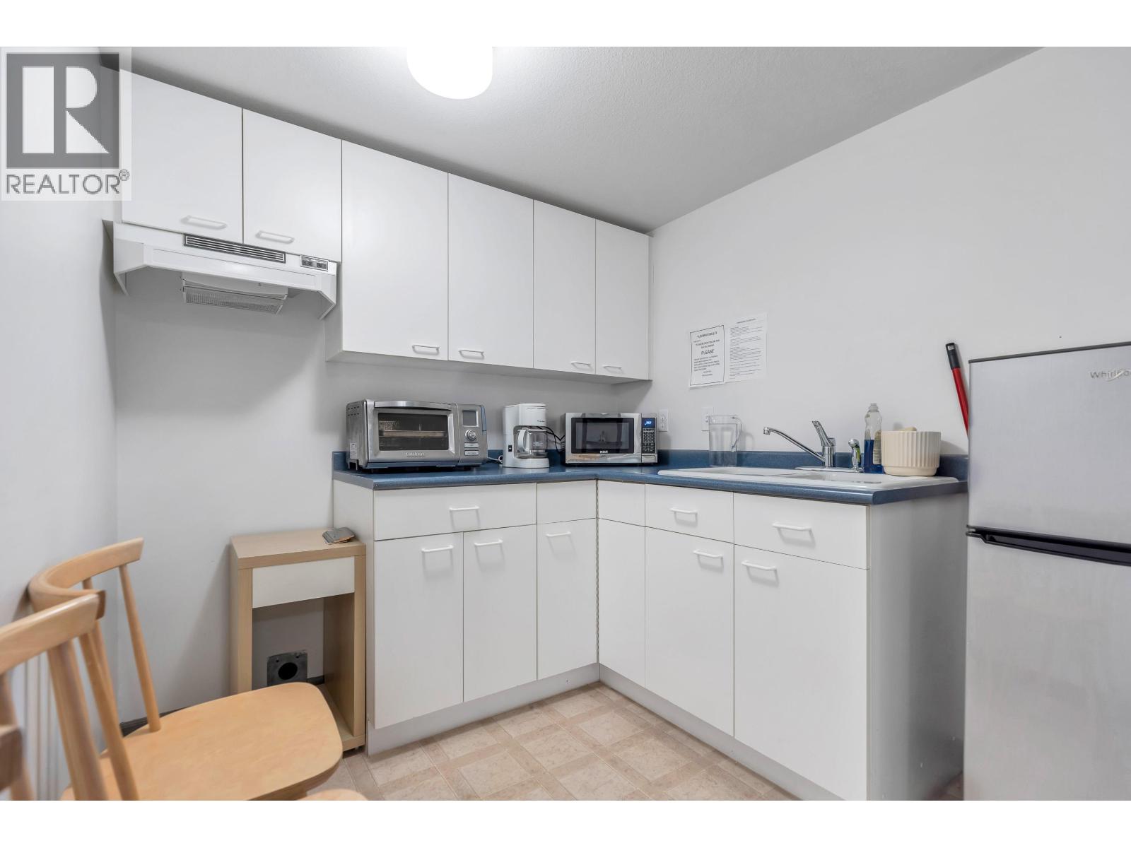 #102-4758 53 Street, Delta