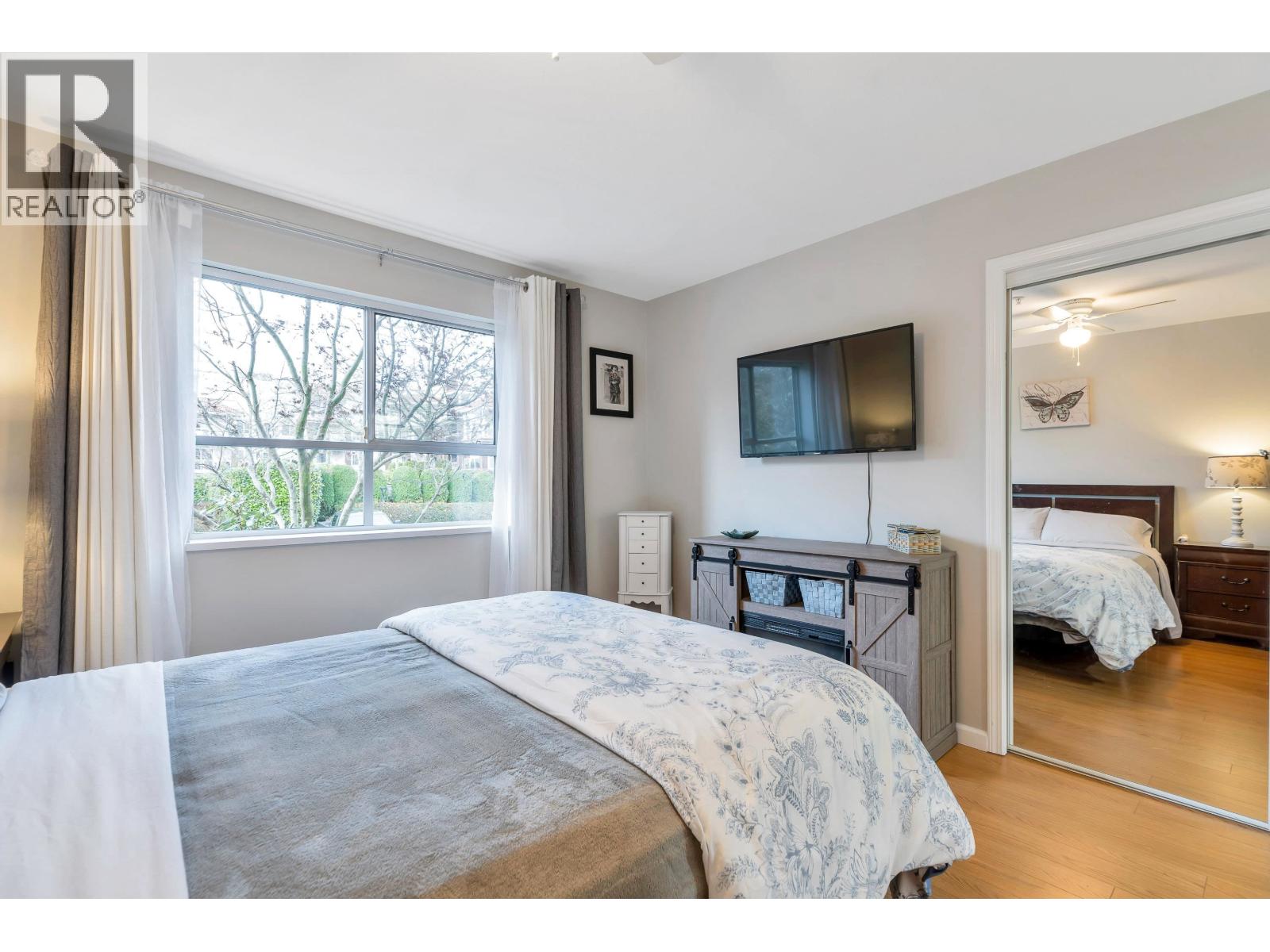 #102-4758 53 Street, Delta