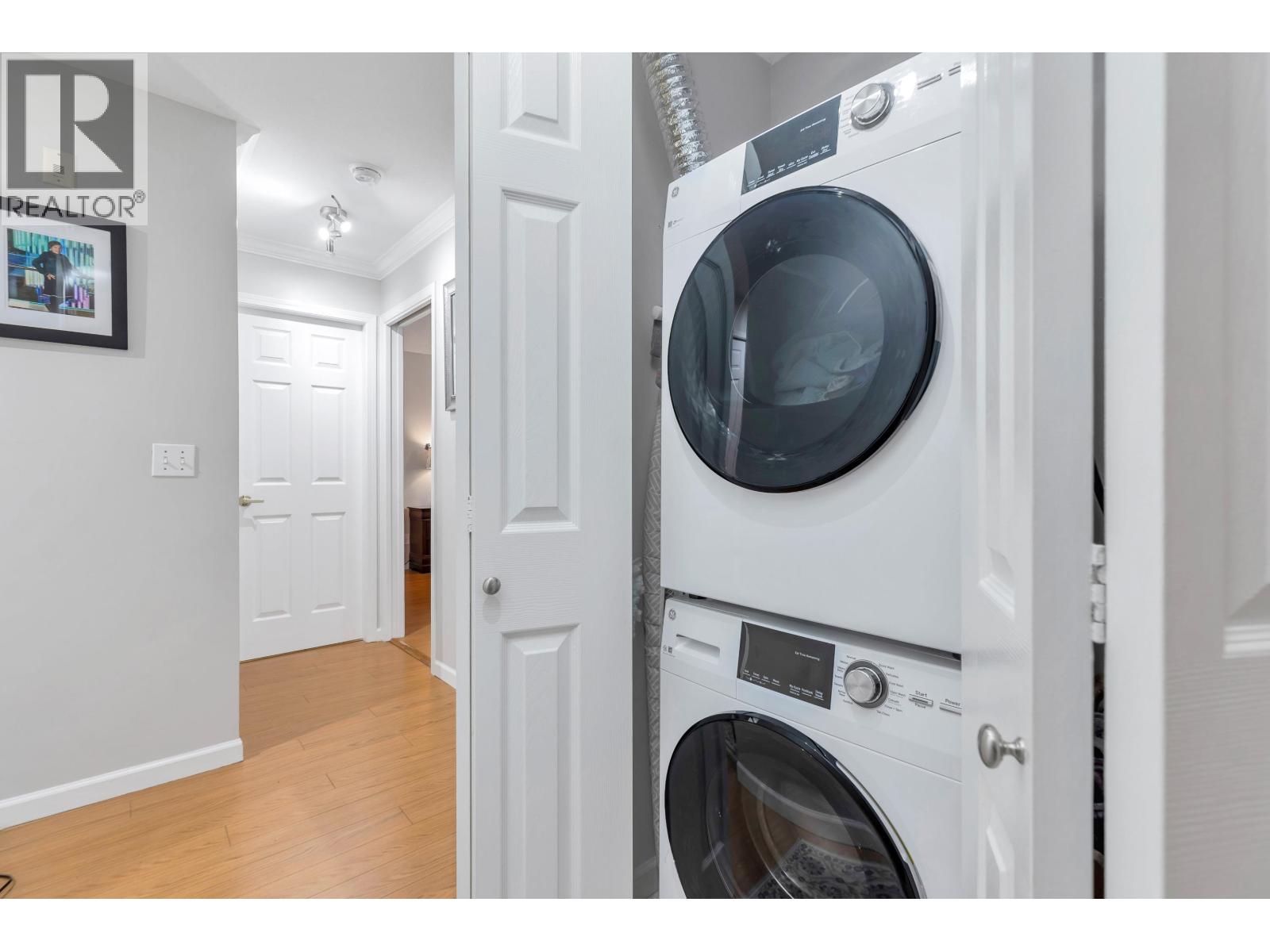 #102-4758 53 Street, Delta