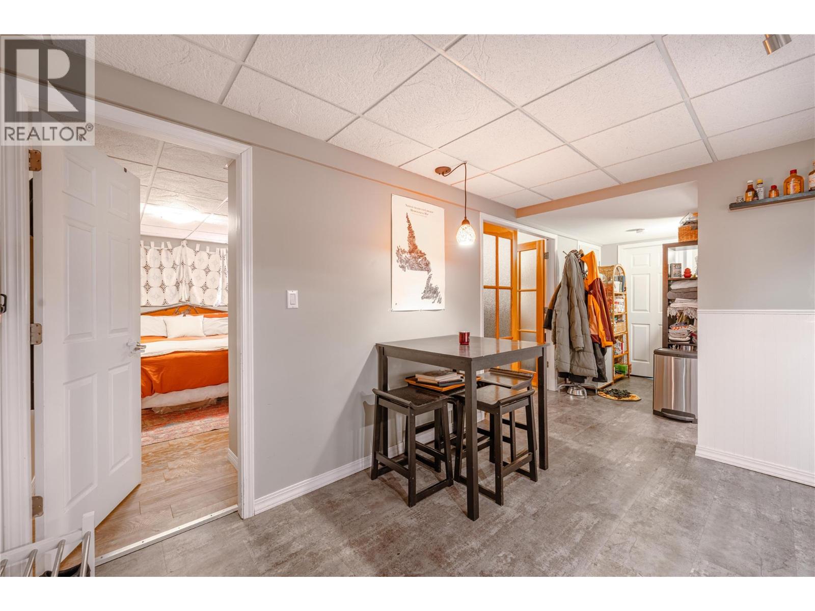 825 Ohlhausen Road, Revelstoke