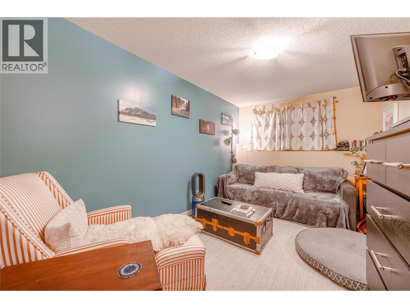 825 Ohlhausen Road, Revelstoke