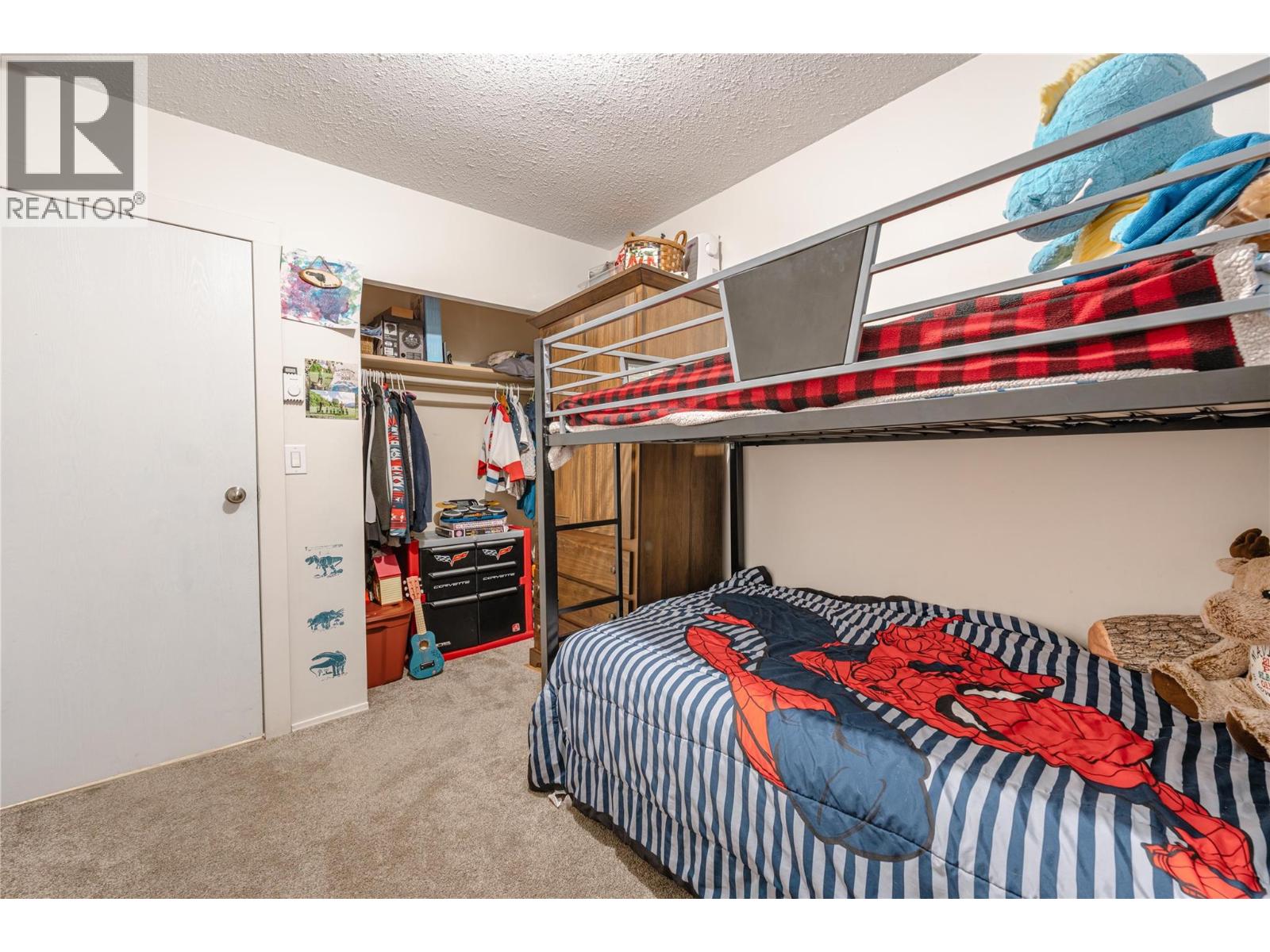 825 Ohlhausen Road, Revelstoke