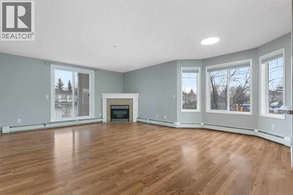 Single Family House for Sale in   Country Village Bay NE Country Hills Village Calgary 