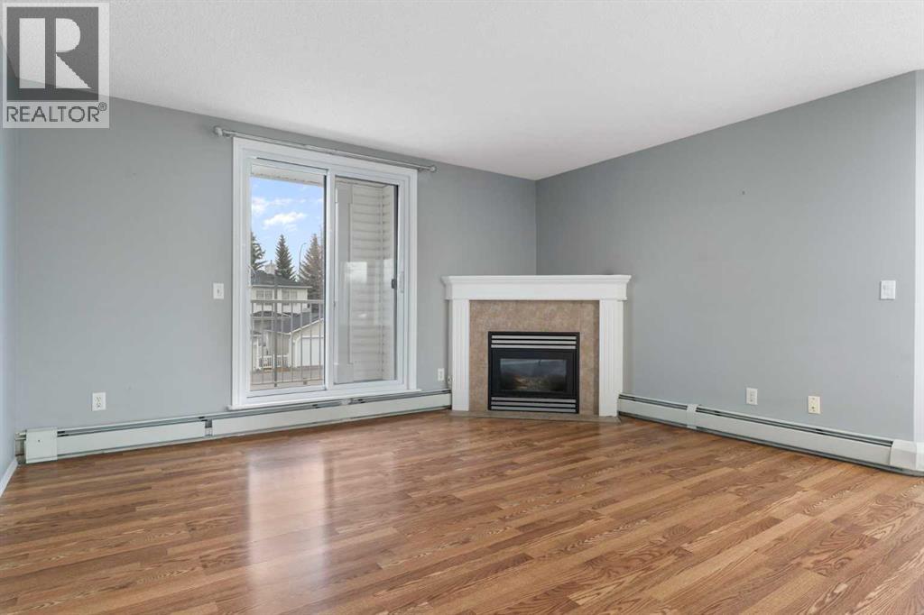 Single Family House for Sale in   Country Village Bay NE Country Hills Village Calgary 