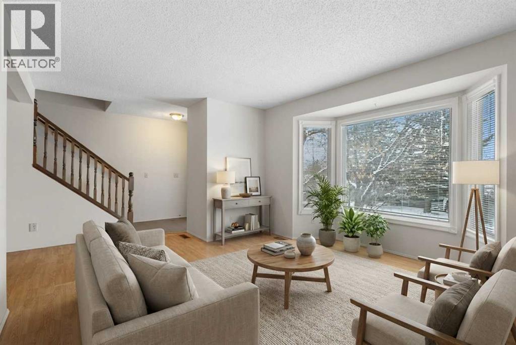 Single Family House for Sale in  Edgedale Way NW Edgemont Calgary 