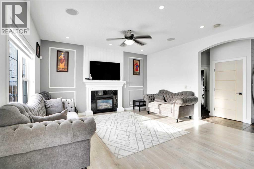 Single Family House for Sale in  Saddlebrook Circle NE Saddle Ridge Calgary 