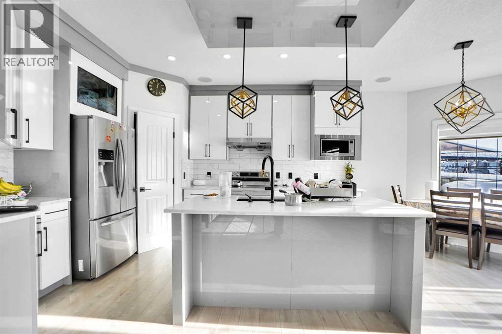 Single Family House for Sale in  Saddlebrook Circle NE Saddle Ridge Calgary 