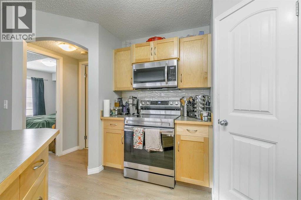 Single Family House Bungalow for Sale in   Everridge Square SW Evergreen Calgary 