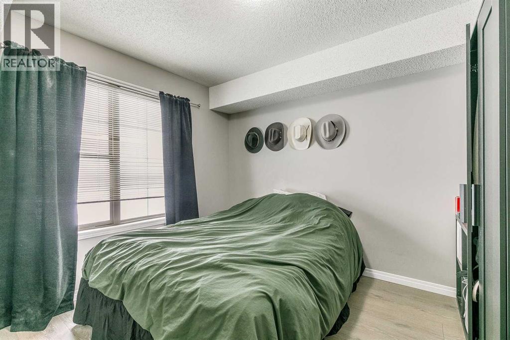 Single Family House Bungalow for Sale in   Everridge Square SW Evergreen Calgary 