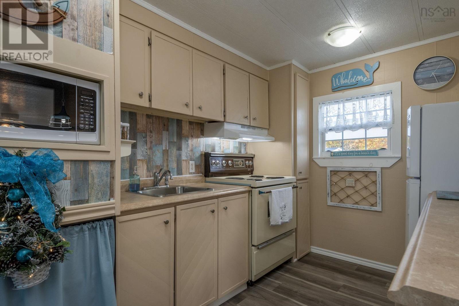 Property 18 of 38 of 8 Olympic Avenue