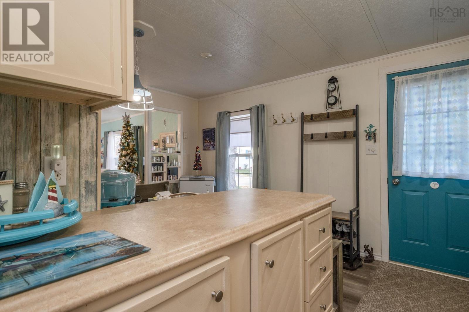 Property 30 of 38 of 8 Olympic Avenue